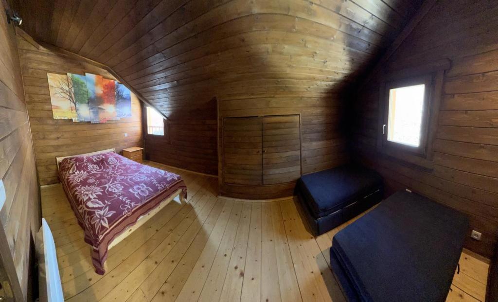 Chalet 6A Dans Les Pyrenees Proche D'Andorre LʼHospitalet-près-lʼAndorre Exteriör bild