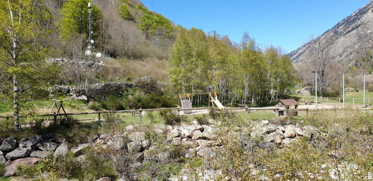 Chalet 6A Dans Les Pyrenees Proche D'Andorre LʼHospitalet-près-lʼAndorre Exteriör bild