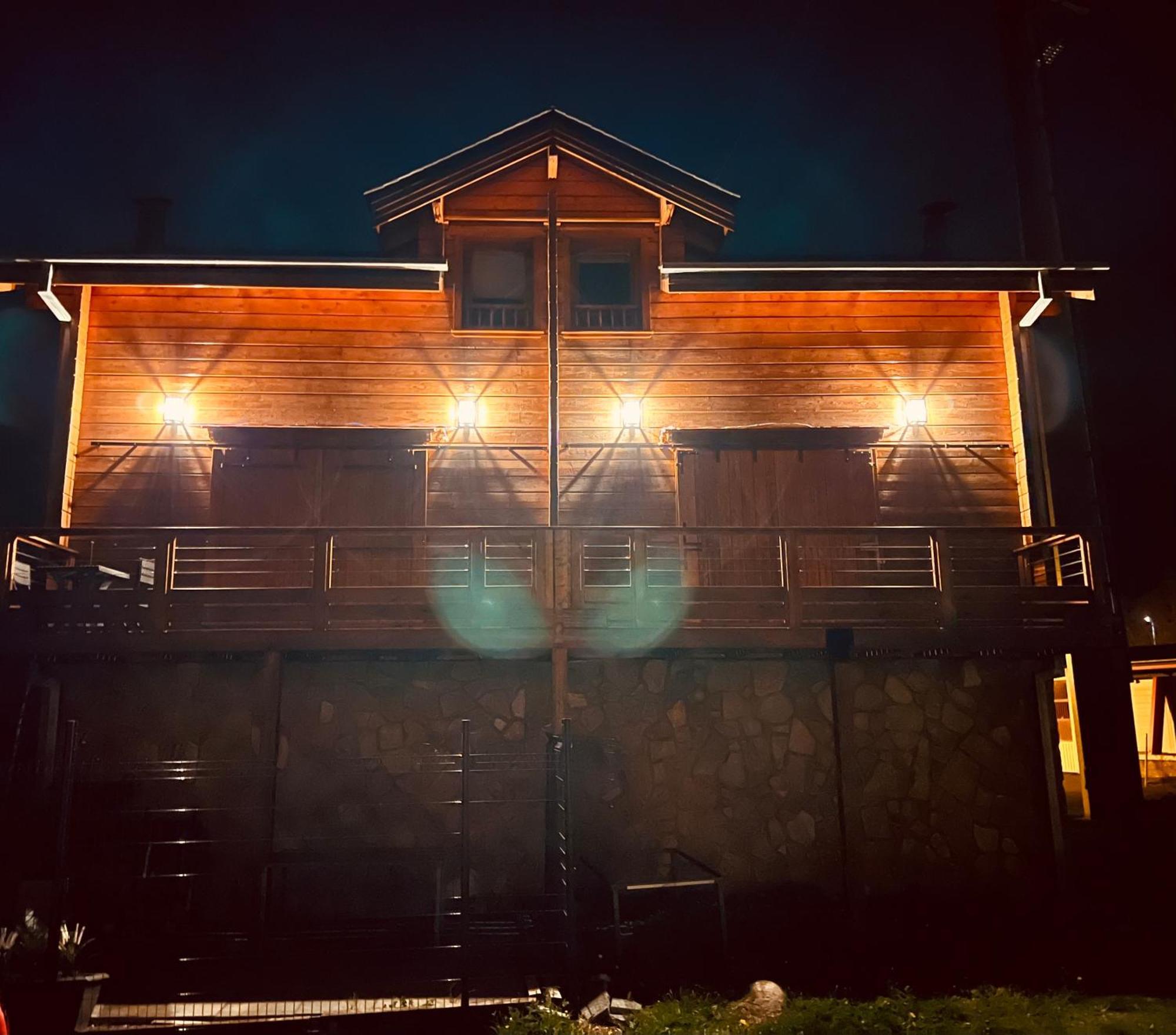 Chalet 6A Dans Les Pyrenees Proche D'Andorre LʼHospitalet-près-lʼAndorre Exteriör bild